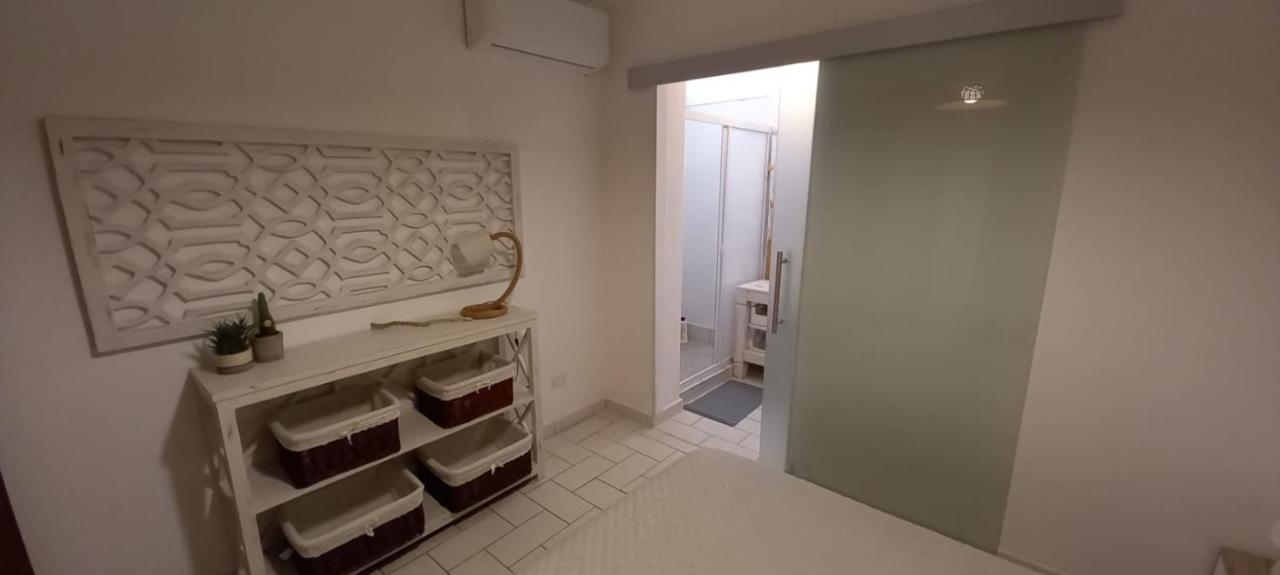 皮诺港La Casa Di Stefania公寓 外观 照片
